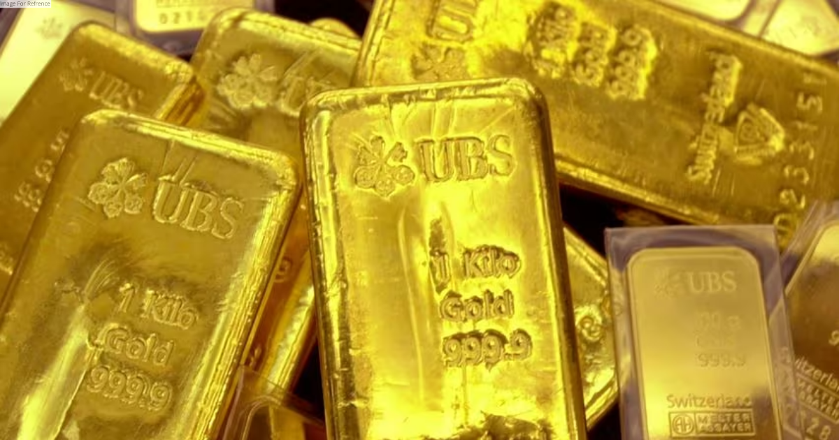 Customs dept seizes gold worth Rs 38 lakhs at Kochi airport